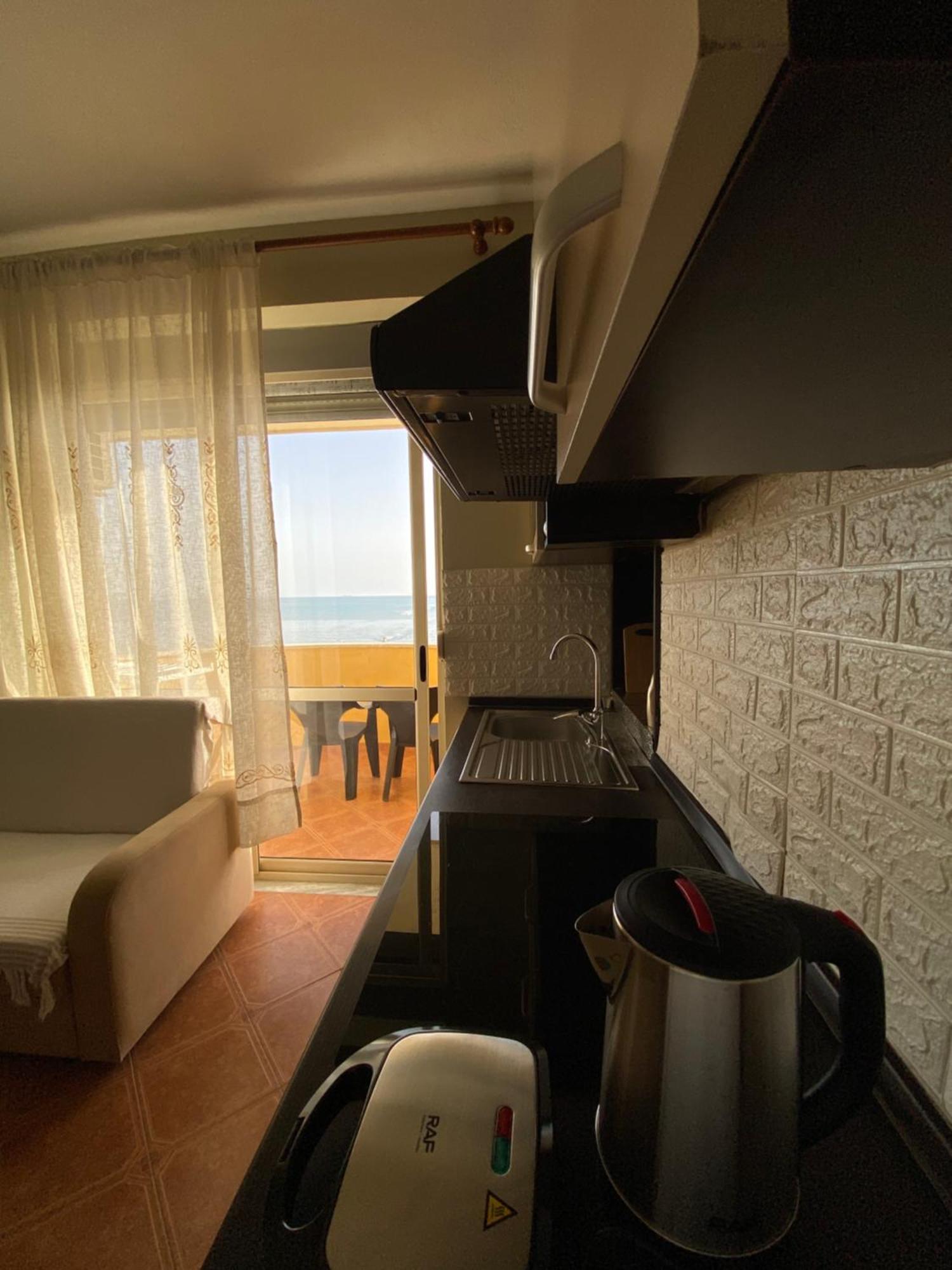 Memory Apartments Драч Екстериор снимка